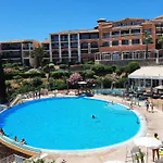 Huuummm C'est La ! Beau T2 Cap Esterel Village Avec Clim ! *