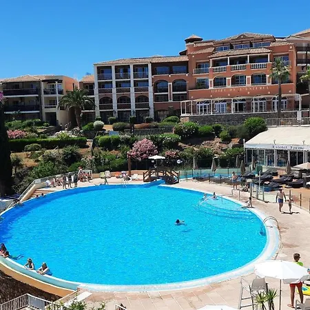 Huuummm C'est La ! Beau T2 Cap Esterel Village Avec Clim ! *