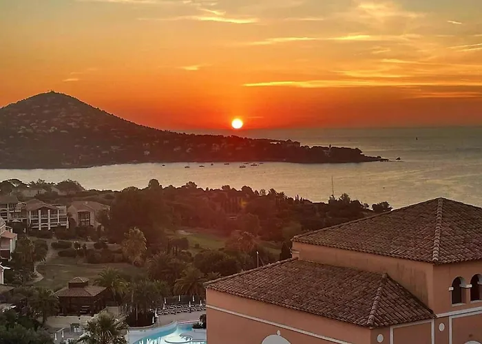 Huuummm C'est Là ! Beau T2 Cap Estèrel Village Avec Clim ! Appartement
